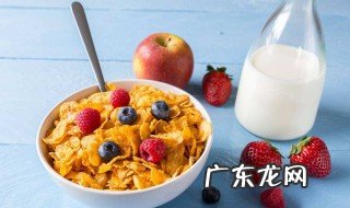 牛奶和什么水果搭配好吃 牛奶和什么水果搭配好