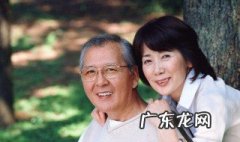 女人多少岁可以领社保 女人多少岁可以领社保金