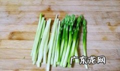 绿色芦笋要削皮吗 芦笋要削皮吗
