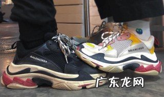 情侣可以穿情侣鞋么 情侣之间可以穿情侣鞋吗