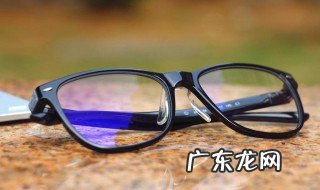近视眼镜套防蓝光眼镜可以吗