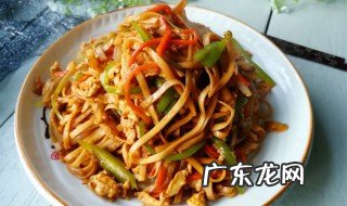 菠萝面要怎么做教程 菠萝炒面怎么做好吃窍门
