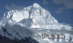 珠穆朗玛峰在哪个国家哪个位置 珠穆朗玛峰在哪个国家