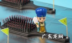 草船借箭的故事50字 草船借箭的故事