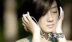 我曾经牵着你的手走进繁华街头什么歌 最美的伤口歌词？