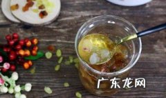 吃桃胶和皂角米功效 吃桃胶和皂角米功效相同吗
