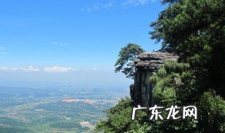 庐山有什么特点? 庐山有什么特点说说作者怎样描写这些特点的