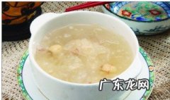 冰糖银耳汤桃胶的功效与作用是什么 冰糖银耳汤桃胶的功效与作用