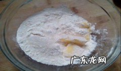 面粉里面加白糖什么作用 面粉里面加白糖什么作用最好