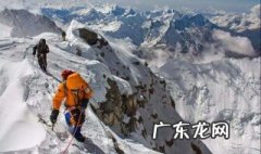 中国第一个登上珠穆朗玛峰的登山队 珠穆朗玛峰中国第一个登山队长