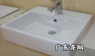 洗手盆除水垢的方法哪种最有效 洗手盆水垢怎么去除