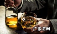 小孩子喝酒变傻图片 小孩子喝酒为什么会变笨