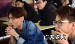 光电效应方程 光电效应方程遏止电压
