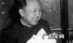爱国人物的故事200字左右 爱国人物的故事