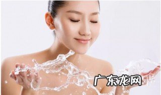 戴口罩闷痘涂什么 戴口罩闷痘涂什么护肤品