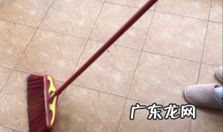 地上头发怎么打扫干净 地上头发怎么打扫