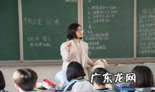栗深林兮惊层巅是互文吗 粟深林兮惊层巅的粟的意思