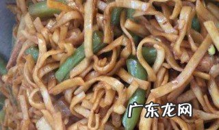 家常炒挂面的做法 家庭简单炒挂面的做法
