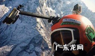 翼装有降落伞吗 翼装飞行降落伞是自动开么