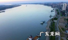因左公在当地安营扎寨而得名的是谁 因左公在当地安营扎寨而得名的是