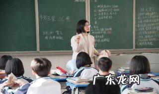 一蓑一笠一扁舟全诗读 一蓑一笠一扁舟什么意思