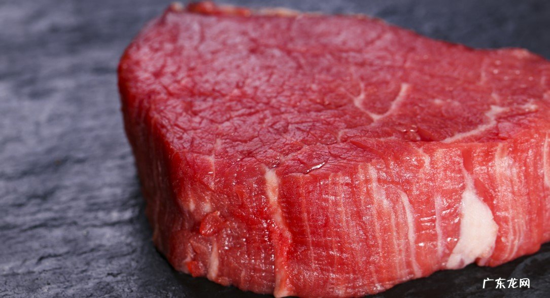 鸡肉 哪些食物能帮猫咪发腮