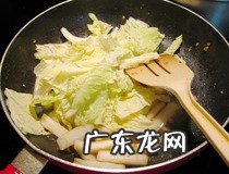 蒜苗炒大白菜的家常做法