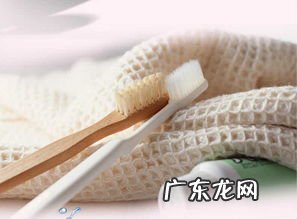 白醋小苏打清洗羽绒服 羽绒服用白醋泡过后还要水洗吗