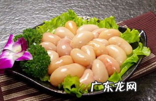 鸡睾丸泡酒有什么功效 鸡睾丸泡酒要生的吗