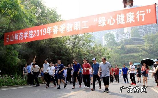 都江堰东软学院学费 成都东软学院学费多少艺术