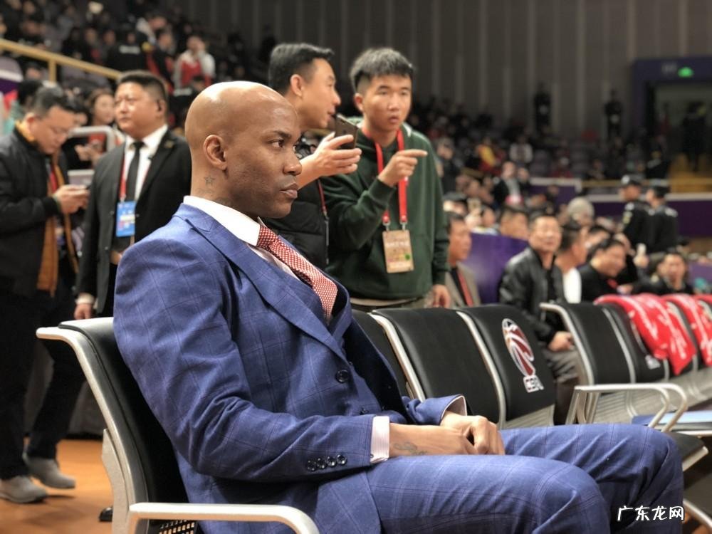 无敌战舰秦铭类型 我有一艘无敌战舰