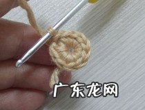 简单小花的钩法