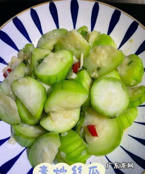 丝瓜炒什么好吃,你觉得炒丝瓜中放什么配料好吃