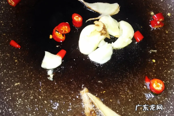 猪红怎么做才好吃,猪红怎么做菜好吃