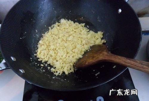 菠菜饺子皮可以包什么馅,菠菜鸡蛋水饺怎么调馅好吃
