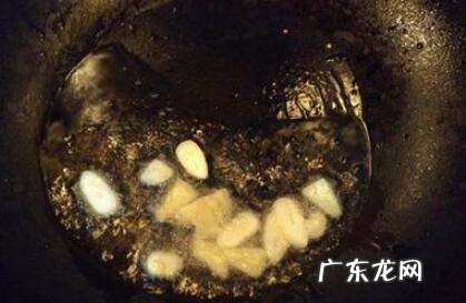 圆头小蘑菇怎么炒着好吃,圆菇怎么炒好吃又简单