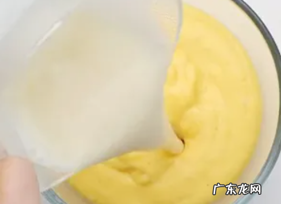 慕斯蛋糕是怎么做的,慕斯蛋糕怎么做