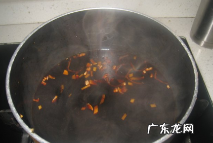 咸蒜怎么腌制好吃用酱油腌,如何腌制咸蒜瓣