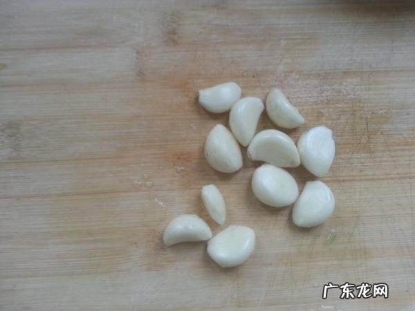 蒜蓉扇贝怎么做,蒜蓉粉丝蒸虾怎么做好吃又简单