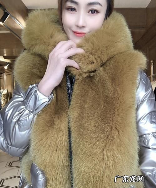 衣服上有毛绒怎么去除,衣服上的毛毛怎么去掉用什么电器