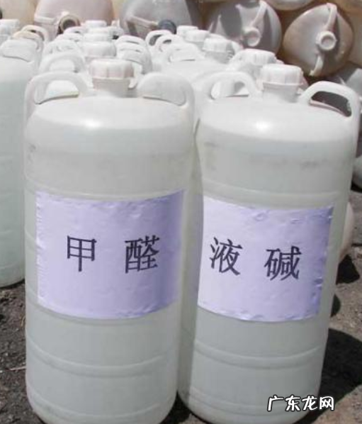 为什么皮床头的味道散不掉,买的皮革床放了半年了味道还是很大怎么办
