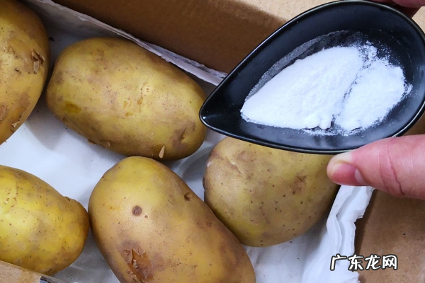 怎么保存土豆不发芽不变绿,土豆怎么样保存才能不发芽不变绿