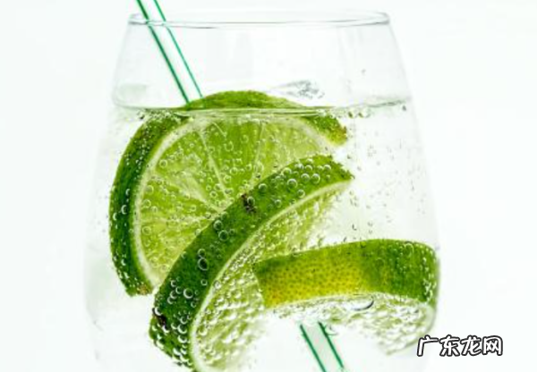 柠檬苏打水的作用,屈臣氏苏打水可以直接喝