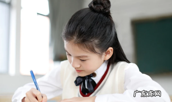 孩子写作业时家长要怎么做,孩子做作业拖拉磨蹭注意力不集中怎么办