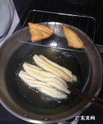 家庭自制油条的做法大全,在家做油条的简单做法又软又好吃