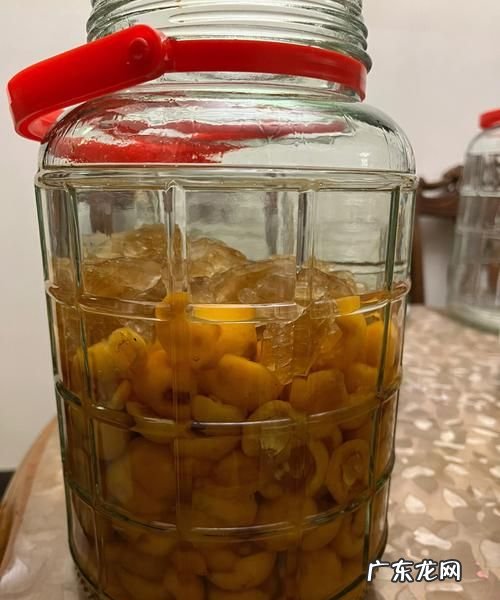 泡过酒的枇杷有什么用,枇杷酒有什么功效