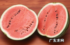 西瓜切了封了保鲜膜可以放多久,西瓜包保鲜膜放冰箱