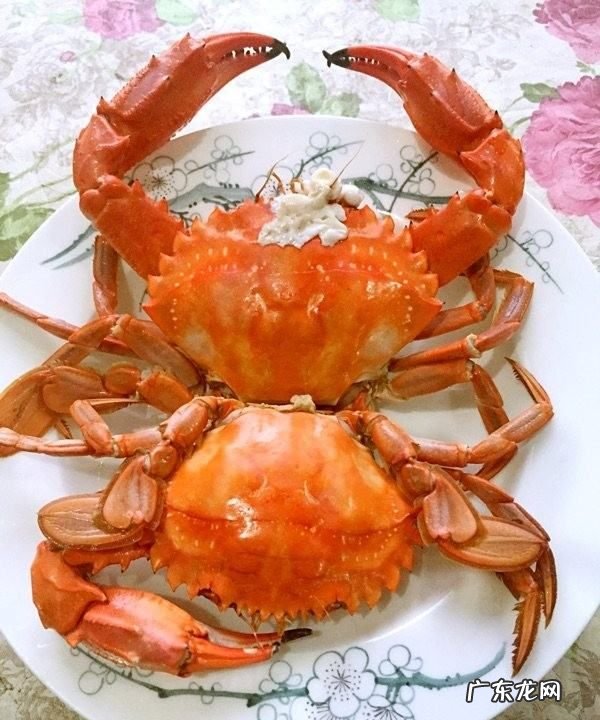 小螃蟹蒸多长时间,螃蟹要蒸多久才能蒸熟