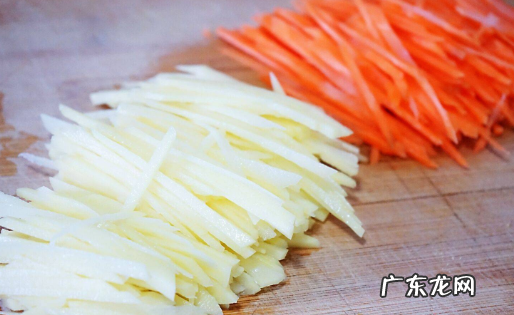 土豆丝卷饼怎么做又软又好吃,土豆丝卷饼怎样做好吃