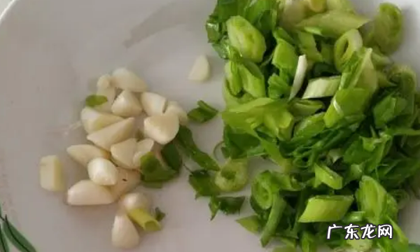 豆腐丝怎么炒好吃又简单,肉丝炒豆腐丝做法